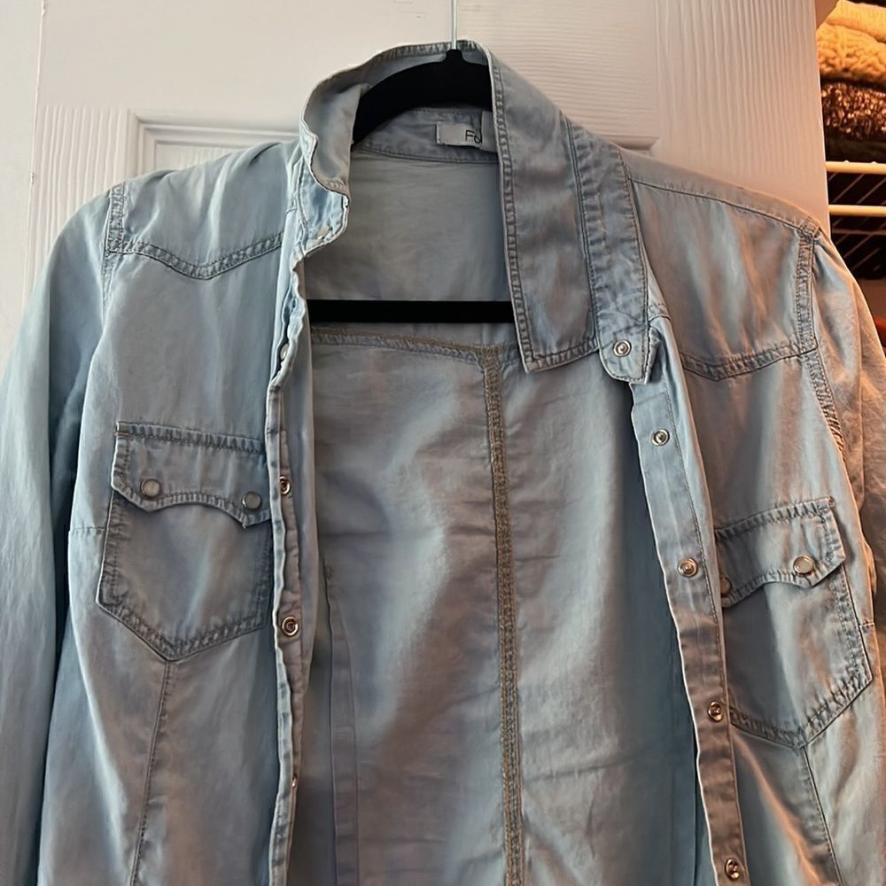 Jean Shirt Flannel Button Down - Womens Small / Worn Once Excellent Condition - Picture 2 of 4
